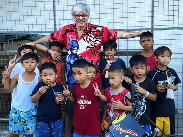 Marc Minier aux Philippines Photo 1